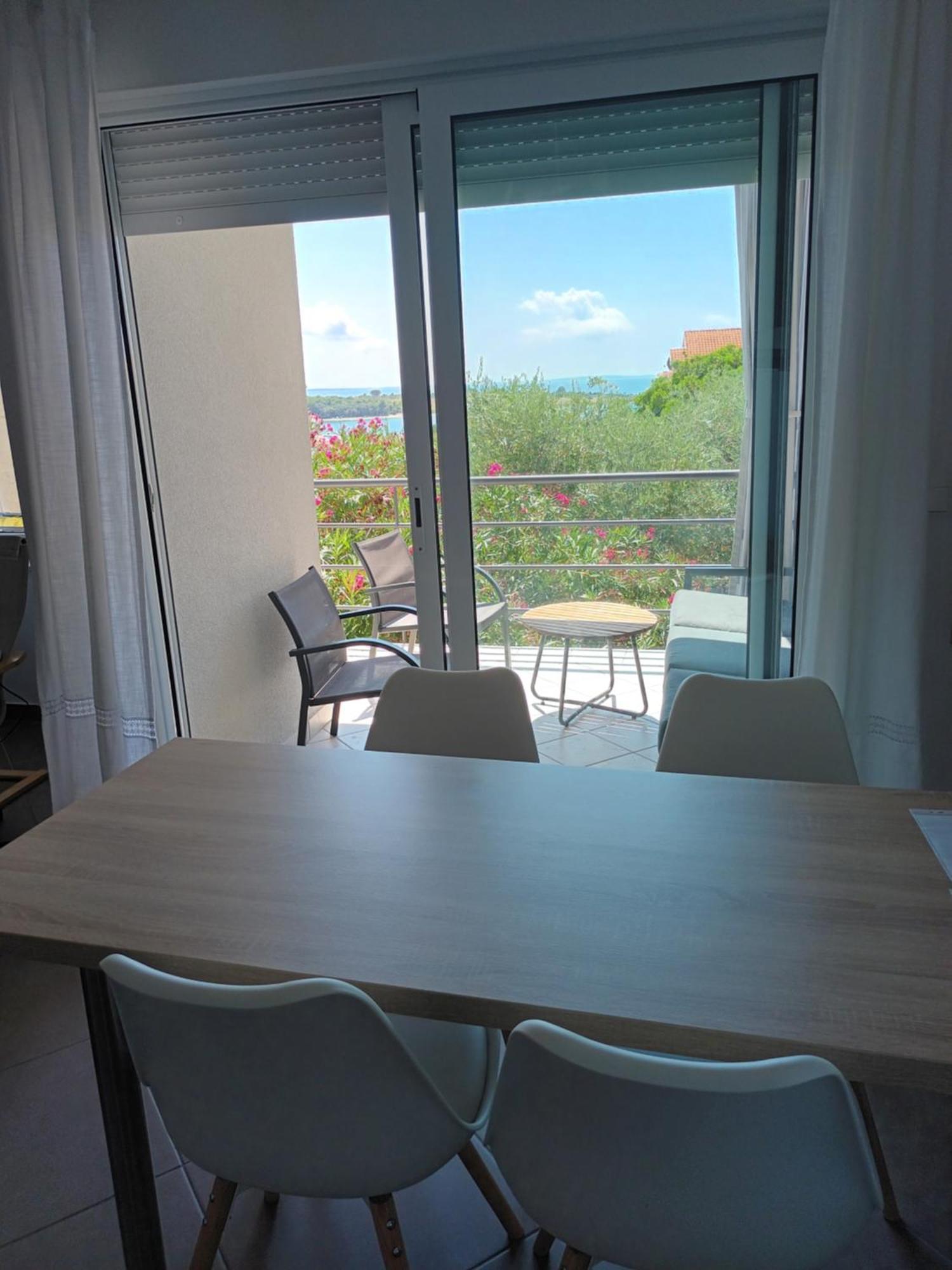 Allegro Apartments โนวาลยา ภายนอก รูปภาพ